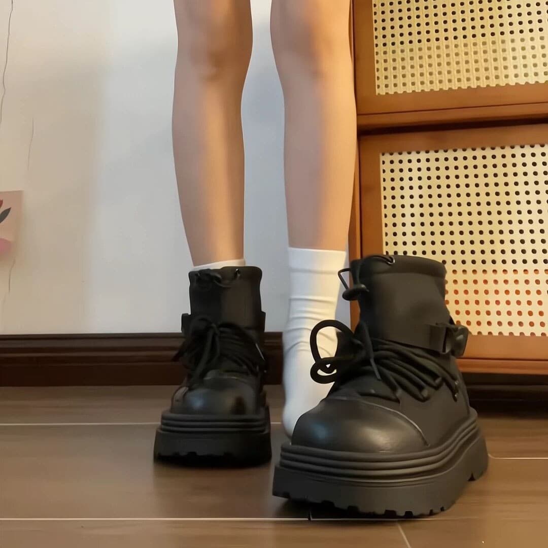 ブーツ ショート 厚底ストラップ デザインショートブーツ