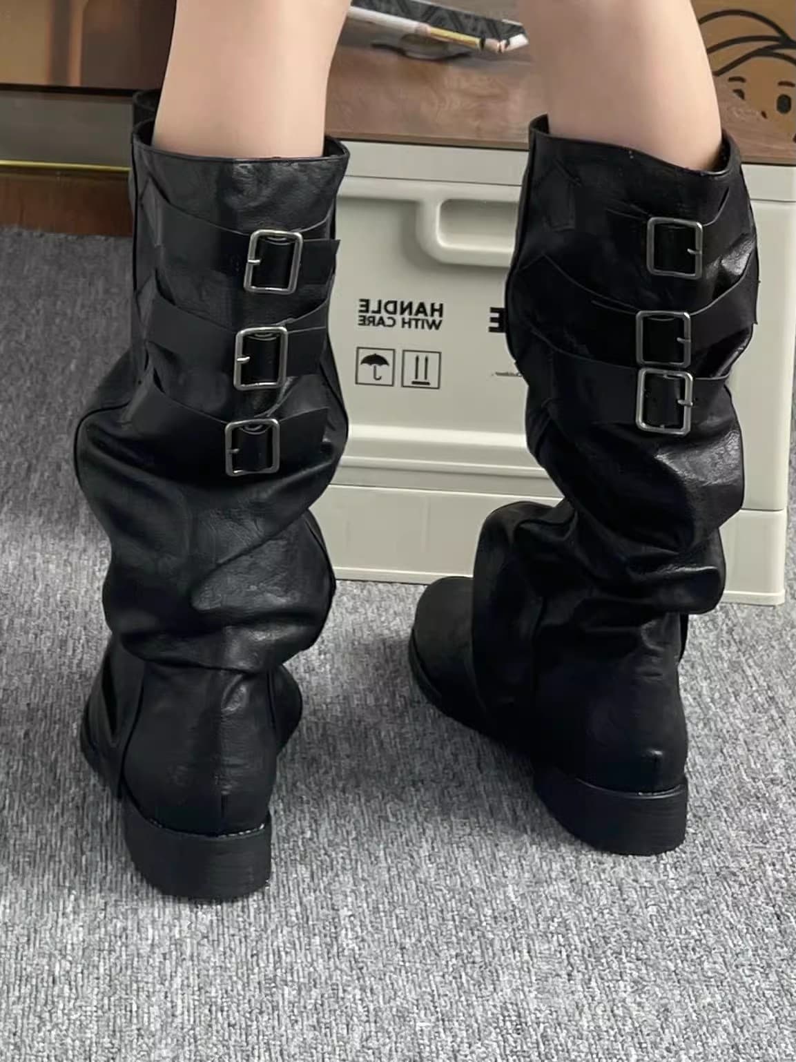 ブーツ ベルトデザイン厚底ロングブーツ
