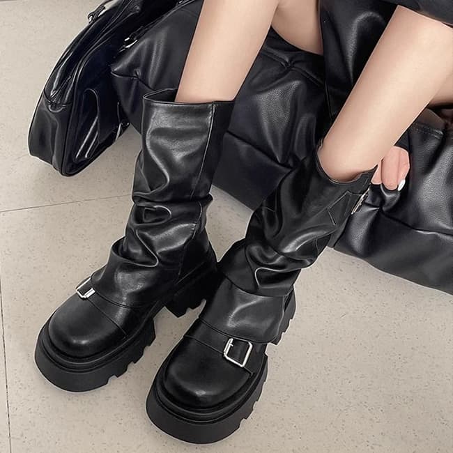レディース厚底エンジニアブーツ ダブルベルト黒美脚
